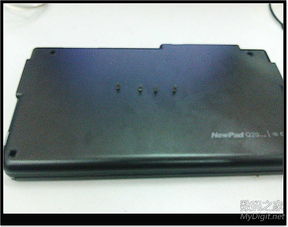 號(hào)外 修好進(jìn)水蘋果iPod Shuffle一代！拆機(jī)加裝USB修復(fù)電池全記錄（二）